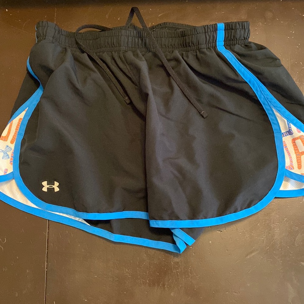 Black under armour athletic shorts